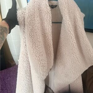 BB Dakota Cream Sherpa Vest